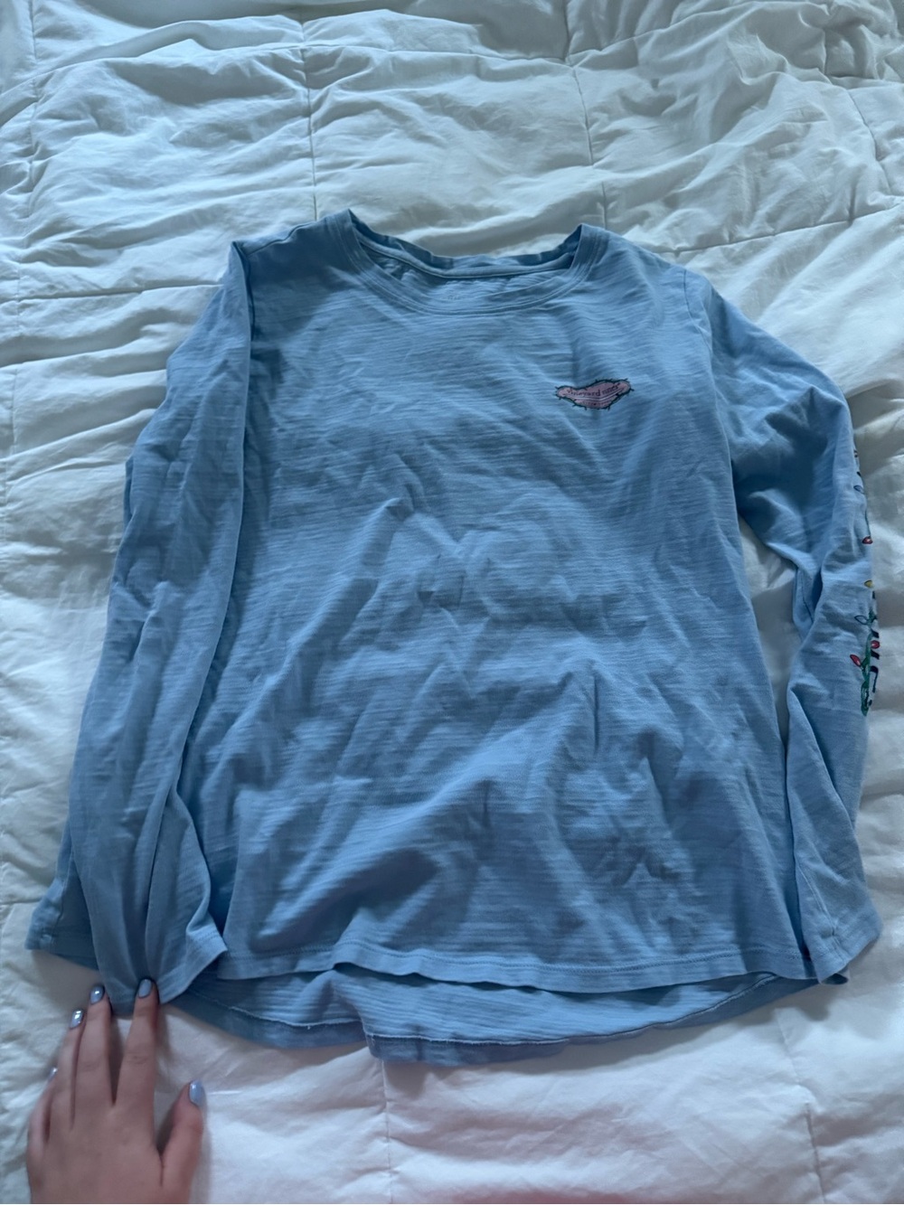 Vineyard Vines Light Blue Long-Sleeve Tee with Embroidered Whale